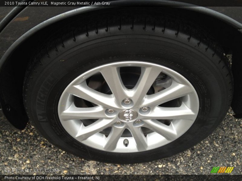 Magnetic Gray Metallic / Ash Gray 2010 Toyota Camry XLE