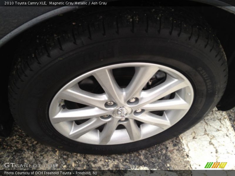Magnetic Gray Metallic / Ash Gray 2010 Toyota Camry XLE