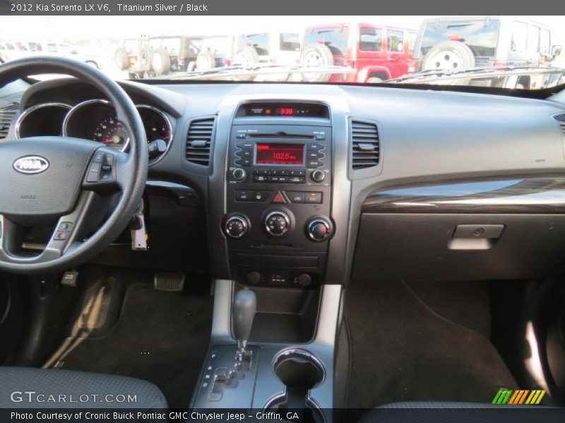 Titanium Silver / Black 2012 Kia Sorento LX V6