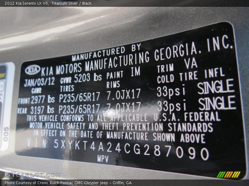 Titanium Silver / Black 2012 Kia Sorento LX V6