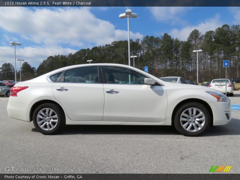 Pearl White / Charcoal 2013 Nissan Altima 2.5 S