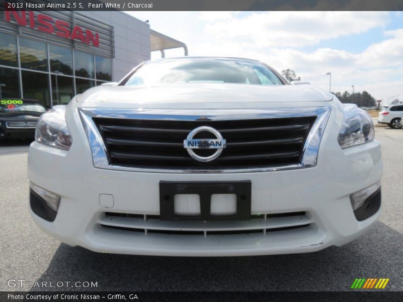 Pearl White / Charcoal 2013 Nissan Altima 2.5 S