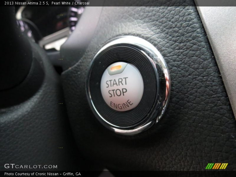 Pearl White / Charcoal 2013 Nissan Altima 2.5 S