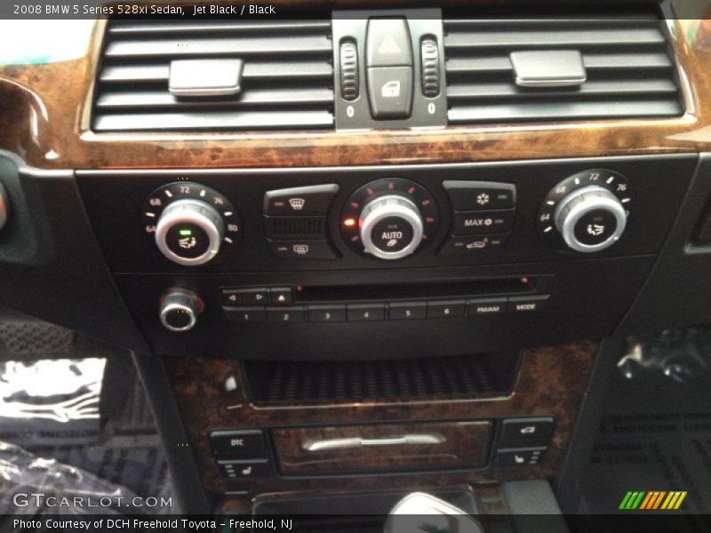 Jet Black / Black 2008 BMW 5 Series 528xi Sedan