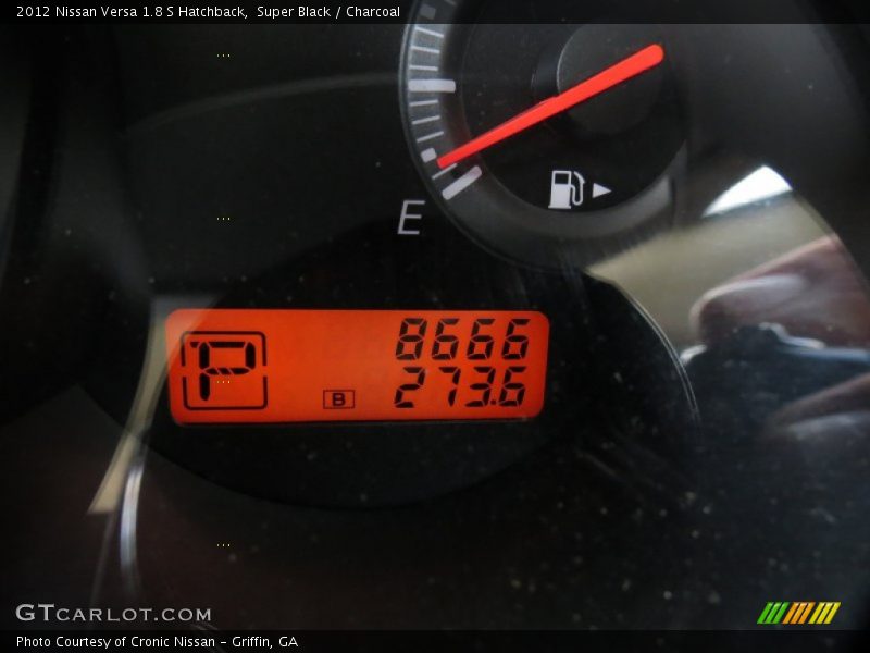 Super Black / Charcoal 2012 Nissan Versa 1.8 S Hatchback