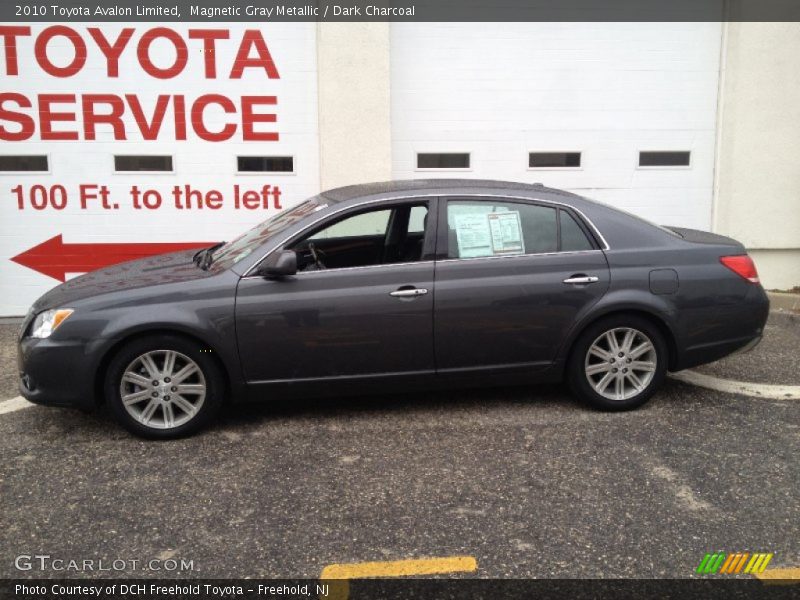 Magnetic Gray Metallic / Dark Charcoal 2010 Toyota Avalon Limited