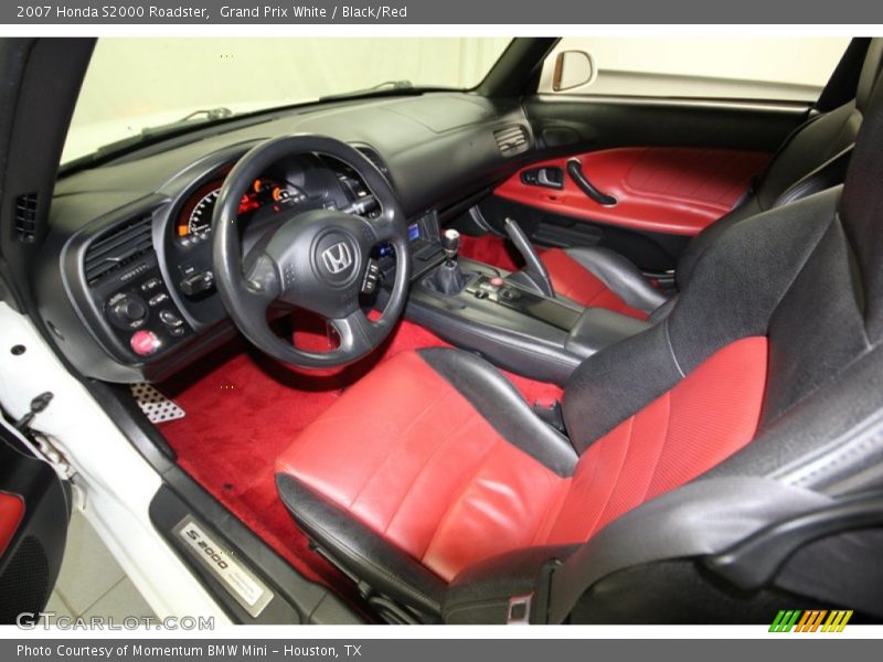 Black/Red Interior - 2007 S2000 Roadster 