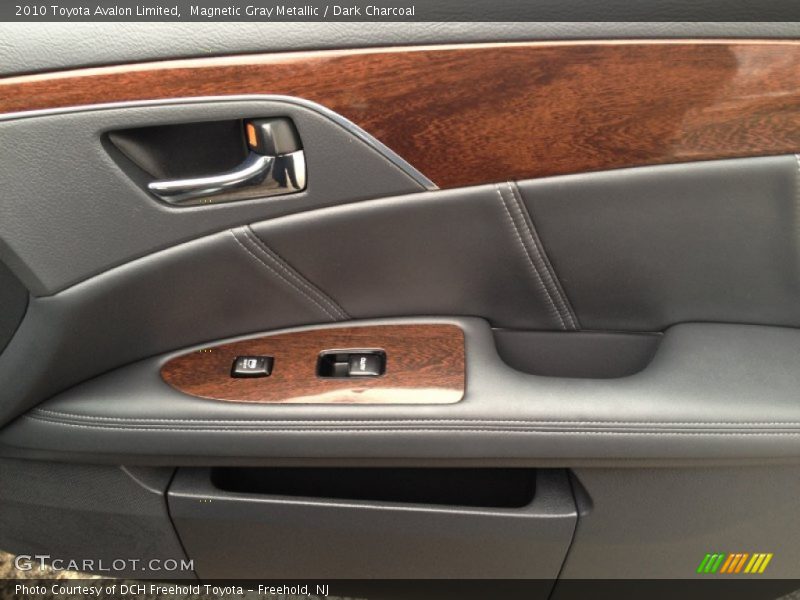 Magnetic Gray Metallic / Dark Charcoal 2010 Toyota Avalon Limited