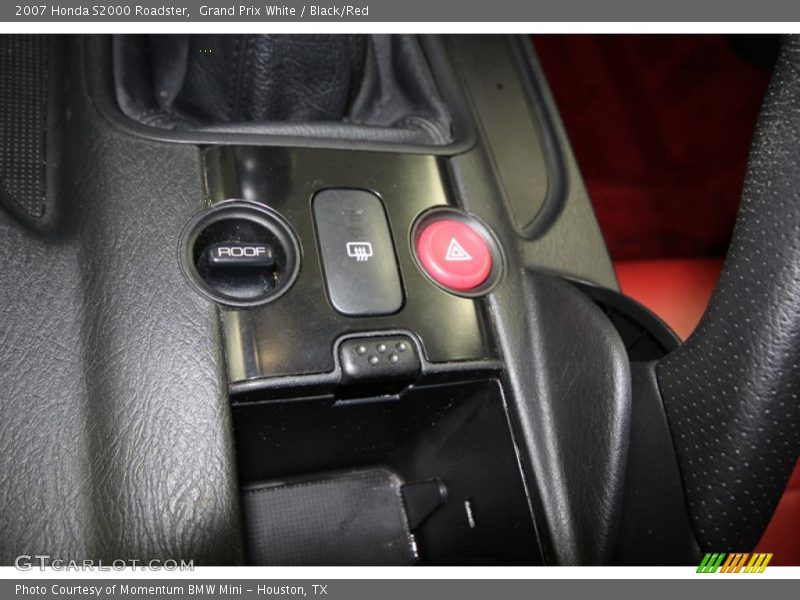 Controls of 2007 S2000 Roadster