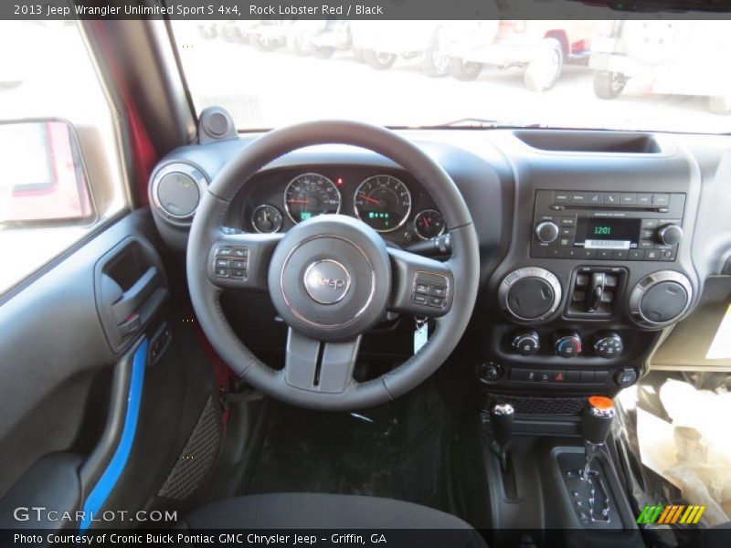 Rock Lobster Red / Black 2013 Jeep Wrangler Unlimited Sport S 4x4