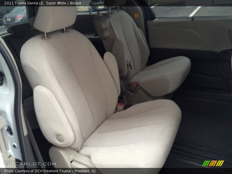 Super White / Bisque 2011 Toyota Sienna LE