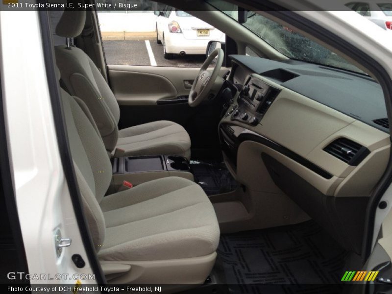 Super White / Bisque 2011 Toyota Sienna LE