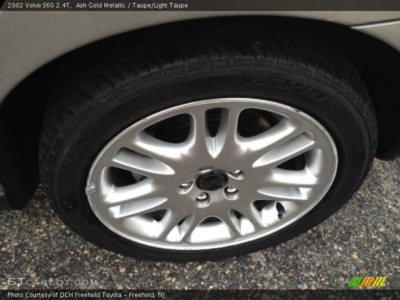 Ash Gold Metallic / Taupe/Light Taupe 2002 Volvo S60 2.4T