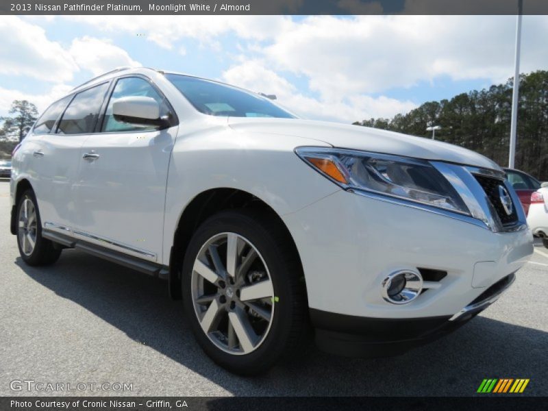 Moonlight White / Almond 2013 Nissan Pathfinder Platinum