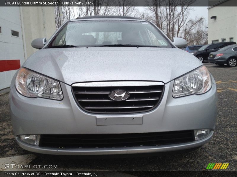 Quicksilver / Black 2009 Hyundai Elantra SE Sedan