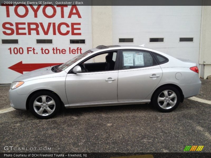 Quicksilver / Black 2009 Hyundai Elantra SE Sedan