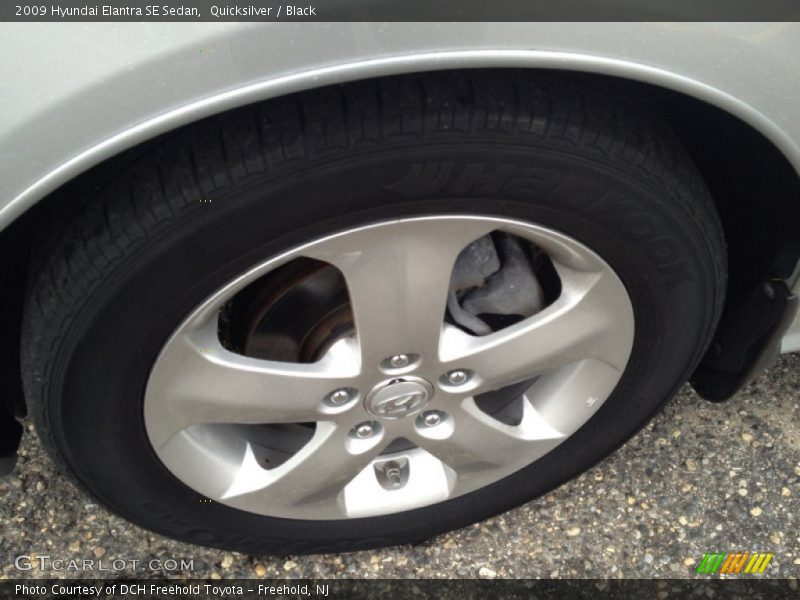 Quicksilver / Black 2009 Hyundai Elantra SE Sedan