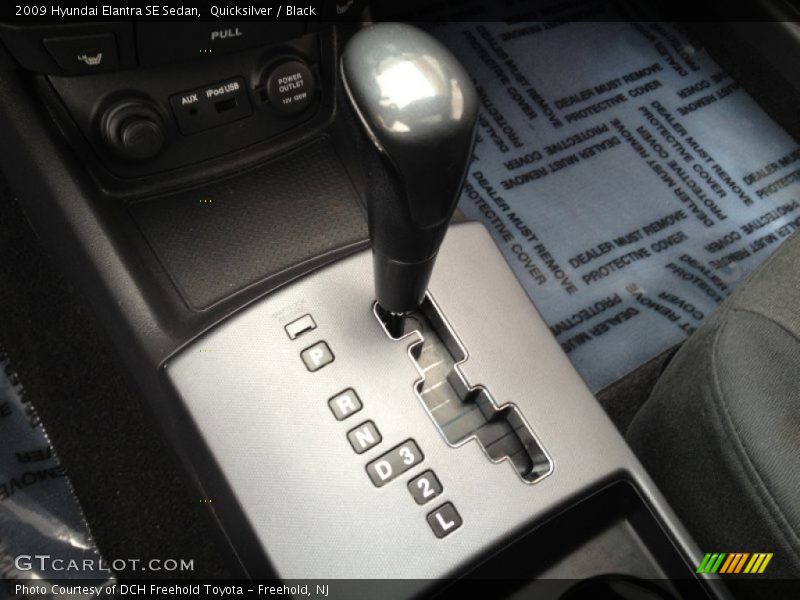 Quicksilver / Black 2009 Hyundai Elantra SE Sedan