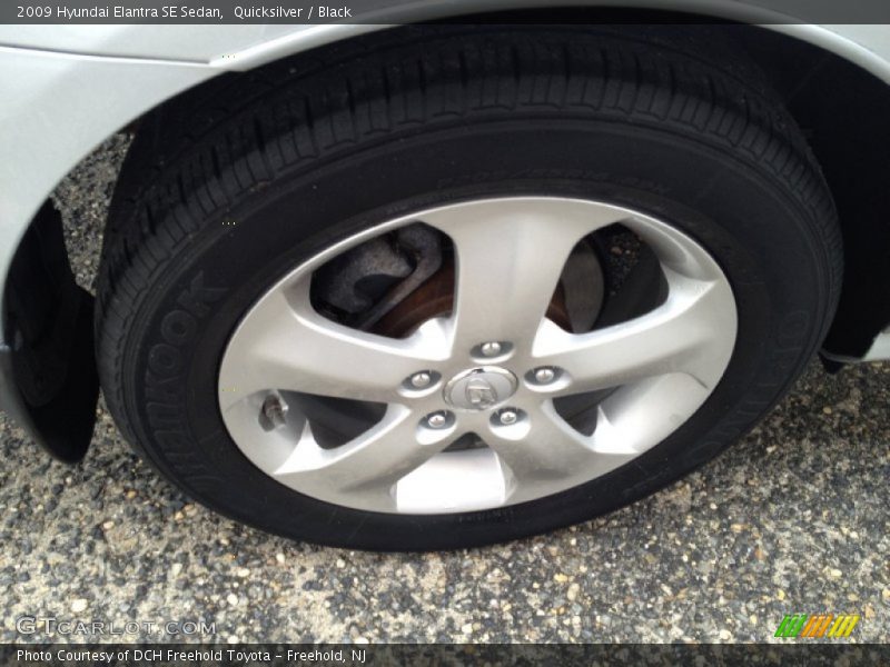 Quicksilver / Black 2009 Hyundai Elantra SE Sedan