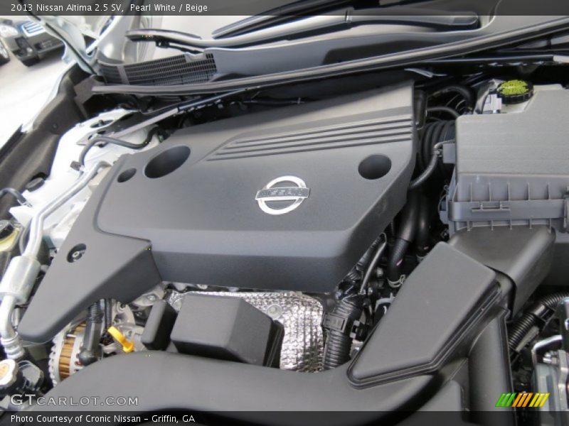 Pearl White / Beige 2013 Nissan Altima 2.5 SV