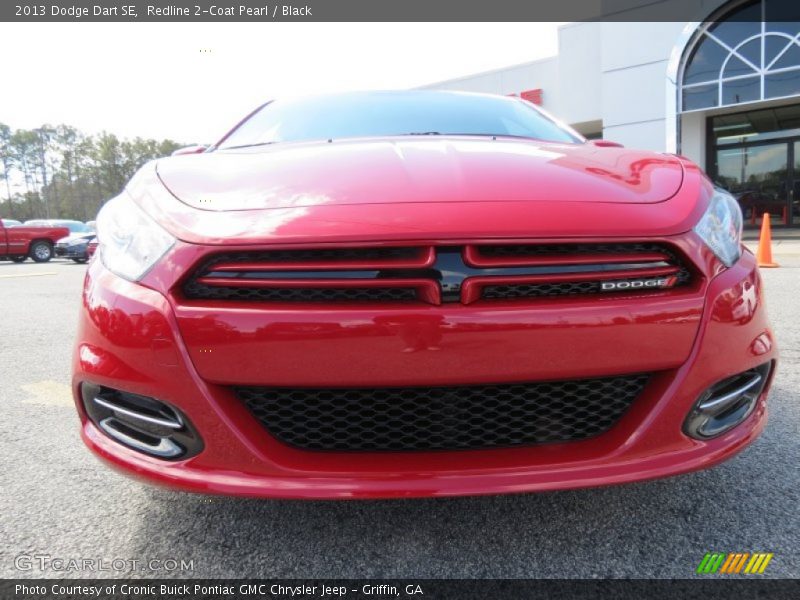 Redline 2-Coat Pearl / Black 2013 Dodge Dart SE