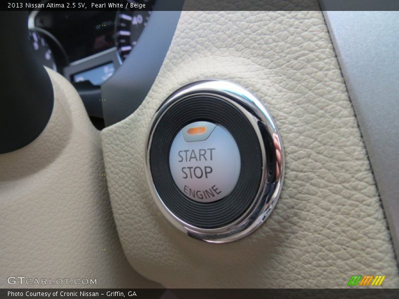 Pearl White / Beige 2013 Nissan Altima 2.5 SV