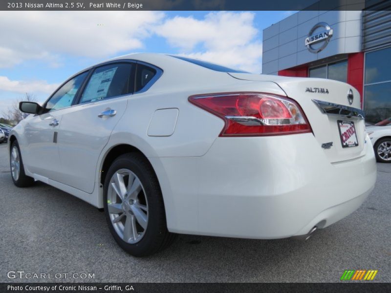 Pearl White / Beige 2013 Nissan Altima 2.5 SV