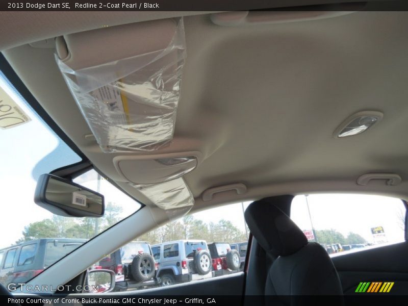 Redline 2-Coat Pearl / Black 2013 Dodge Dart SE