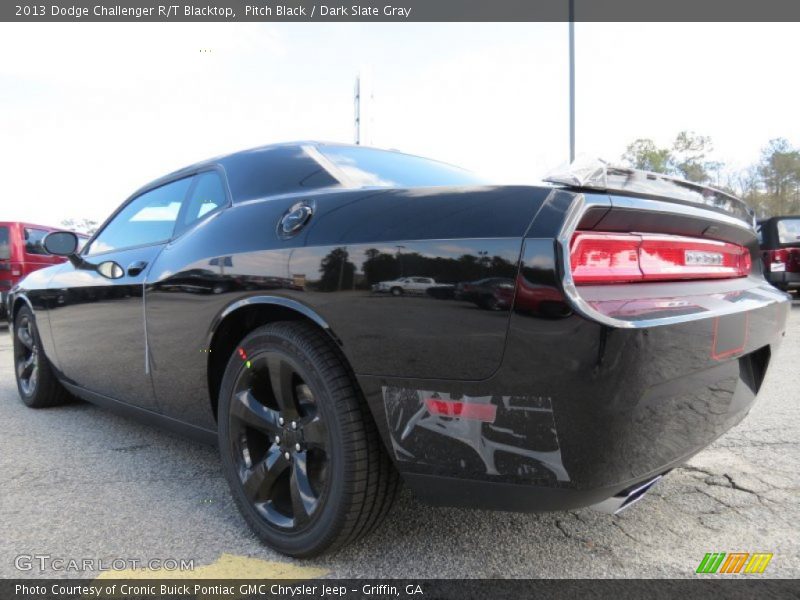 Pitch Black / Dark Slate Gray 2013 Dodge Challenger R/T Blacktop