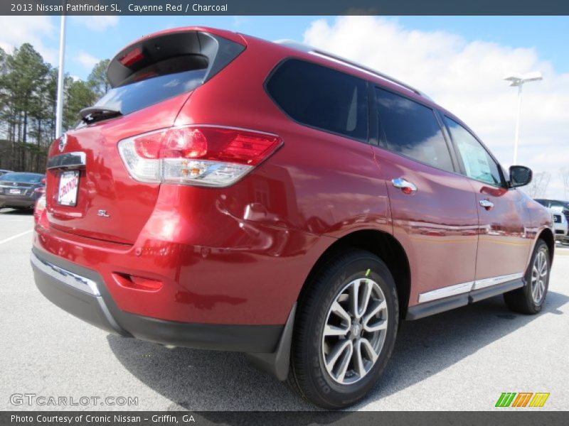 Cayenne Red / Charcoal 2013 Nissan Pathfinder SL