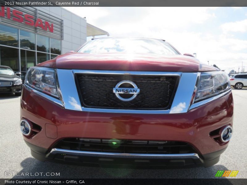 Cayenne Red / Charcoal 2013 Nissan Pathfinder SL