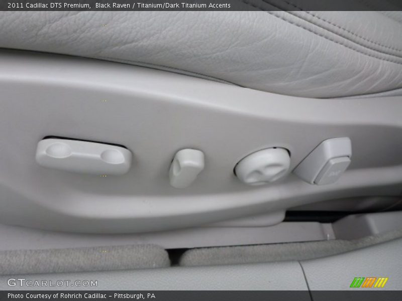 Controls of 2011 DTS Premium