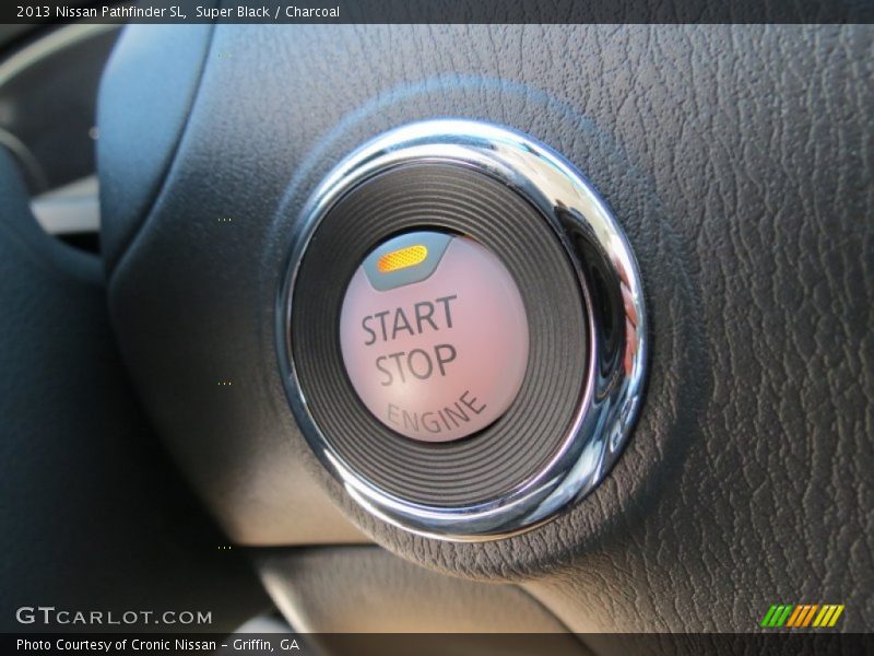Super Black / Charcoal 2013 Nissan Pathfinder SL