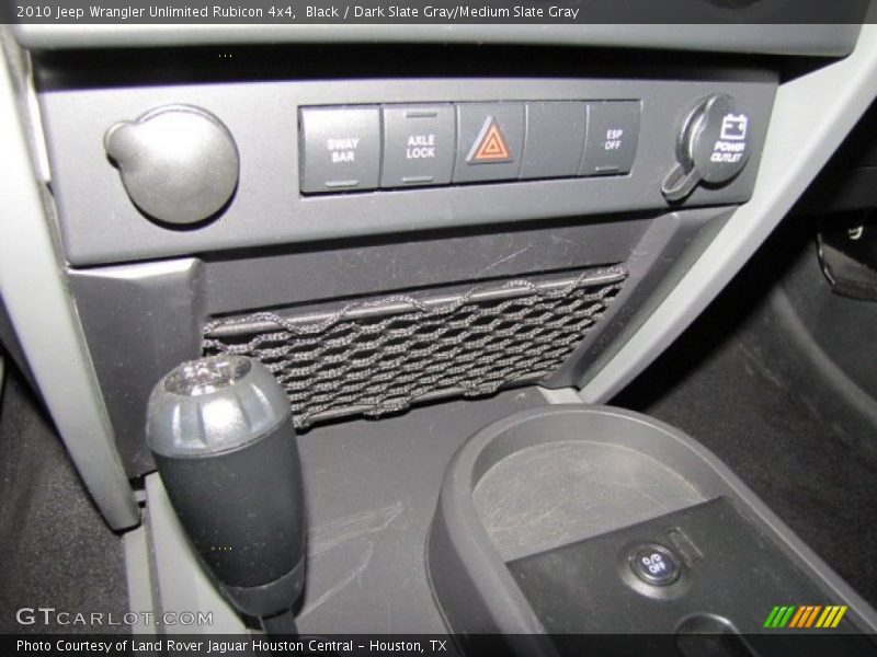 Controls of 2010 Wrangler Unlimited Rubicon 4x4