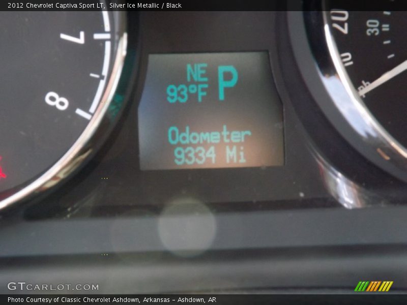 Silver Ice Metallic / Black 2012 Chevrolet Captiva Sport LT