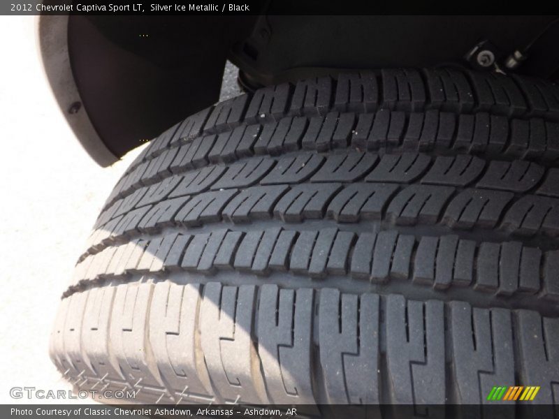 Silver Ice Metallic / Black 2012 Chevrolet Captiva Sport LT