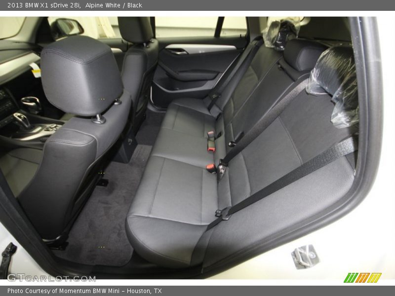 Alpine White / Black 2013 BMW X1 sDrive 28i