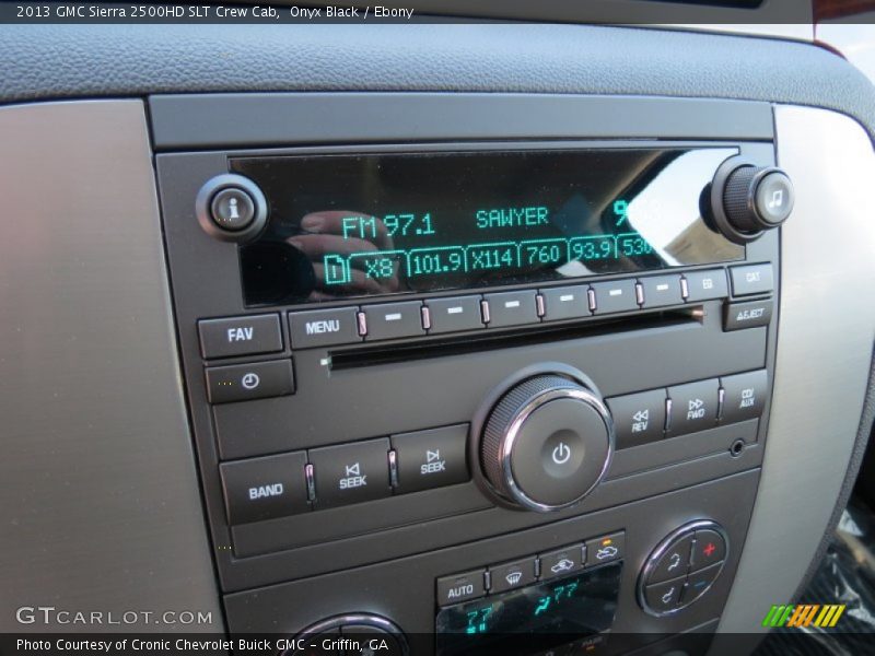 Controls of 2013 Sierra 2500HD SLT Crew Cab