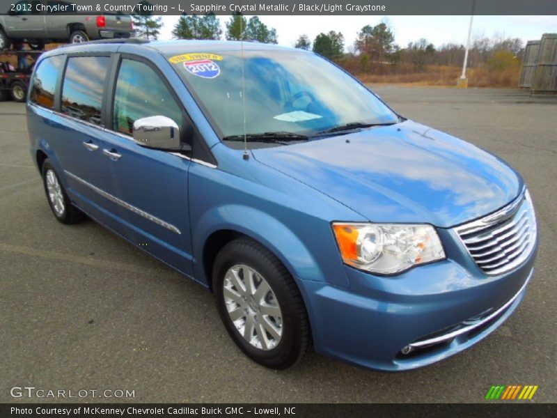Front 3/4 View of 2012 Town & Country Touring - L
