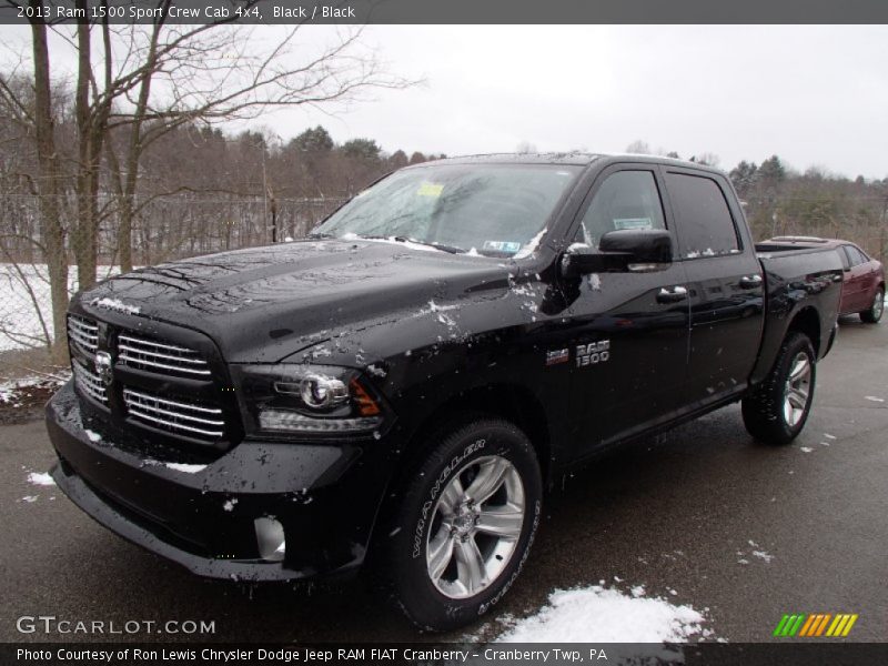 Front 3/4 View of 2013 1500 Sport Crew Cab 4x4