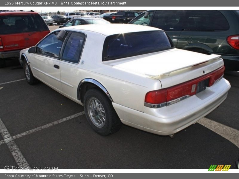 White Opalescent Metallic / Parchment 1995 Mercury Cougar XR7 V8