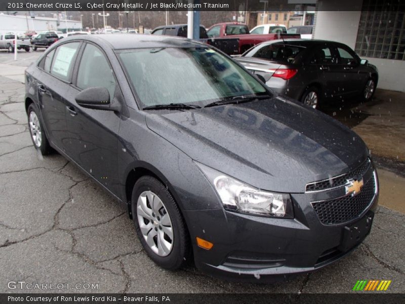 Cyber Gray Metallic / Jet Black/Medium Titanium 2013 Chevrolet Cruze LS