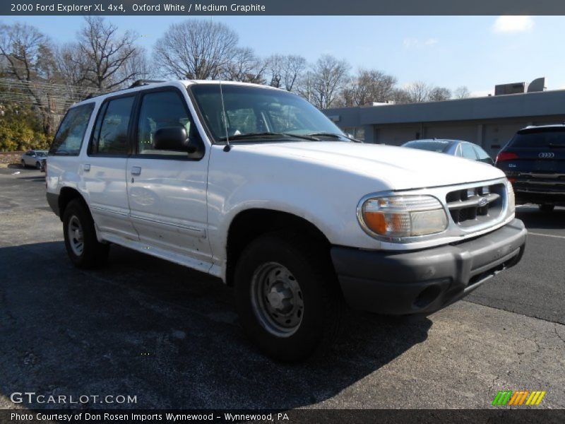 Oxford White / Medium Graphite 2000 Ford Explorer XL 4x4