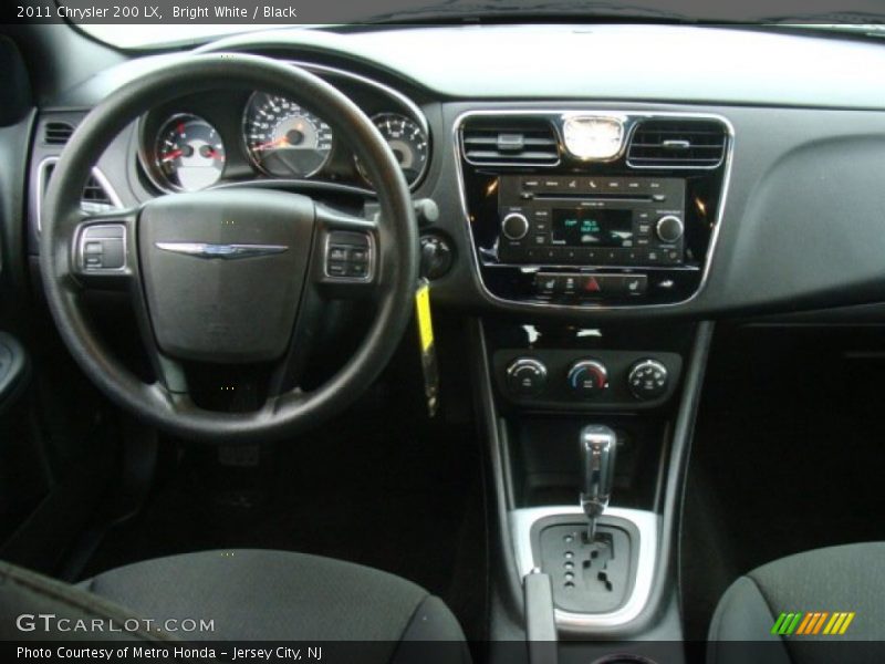 Bright White / Black 2011 Chrysler 200 LX