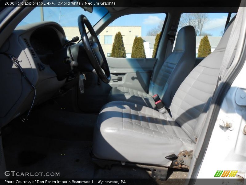 Oxford White / Medium Graphite 2000 Ford Explorer XL 4x4