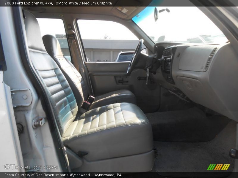 Oxford White / Medium Graphite 2000 Ford Explorer XL 4x4