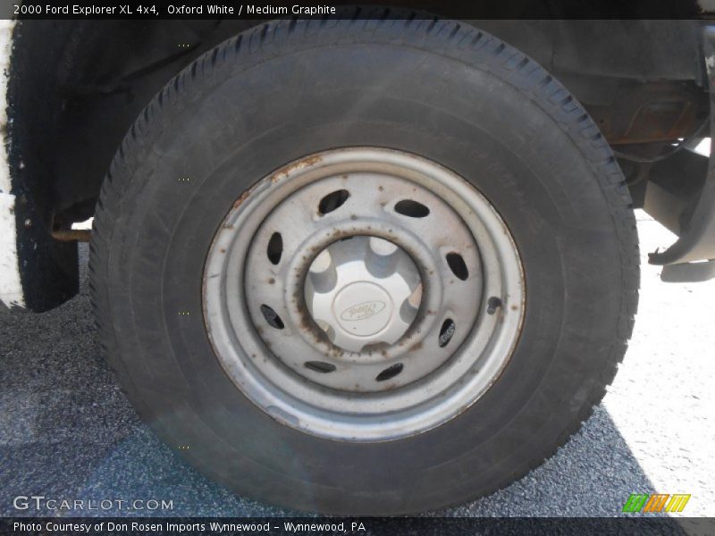 Oxford White / Medium Graphite 2000 Ford Explorer XL 4x4
