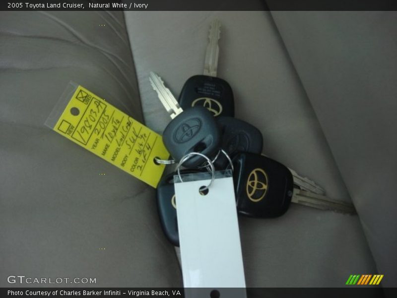 Keys of 2005 Land Cruiser 