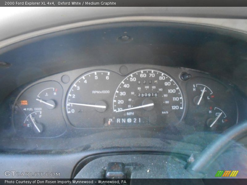  2000 Explorer XL 4x4 XL 4x4 Gauges