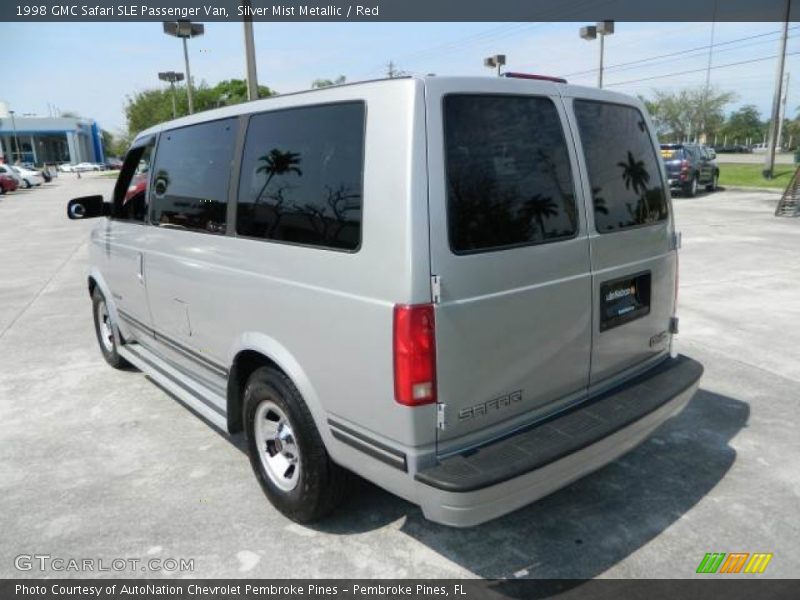 Silver Mist Metallic / Red 1998 GMC Safari SLE Passenger Van